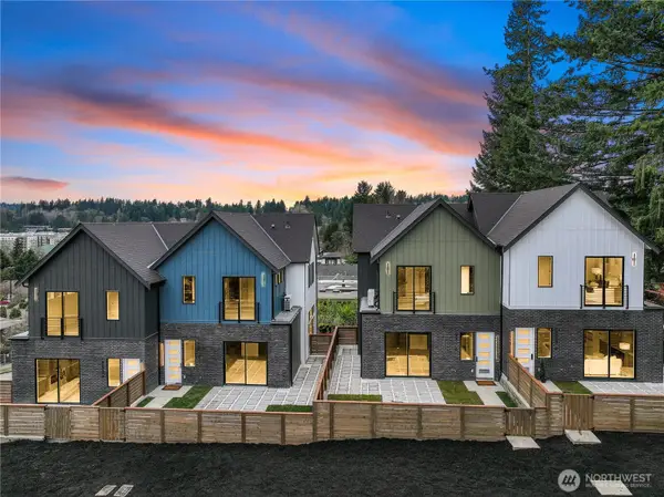 18607 104th Avenue Ne #B, Bothell, WA 98011