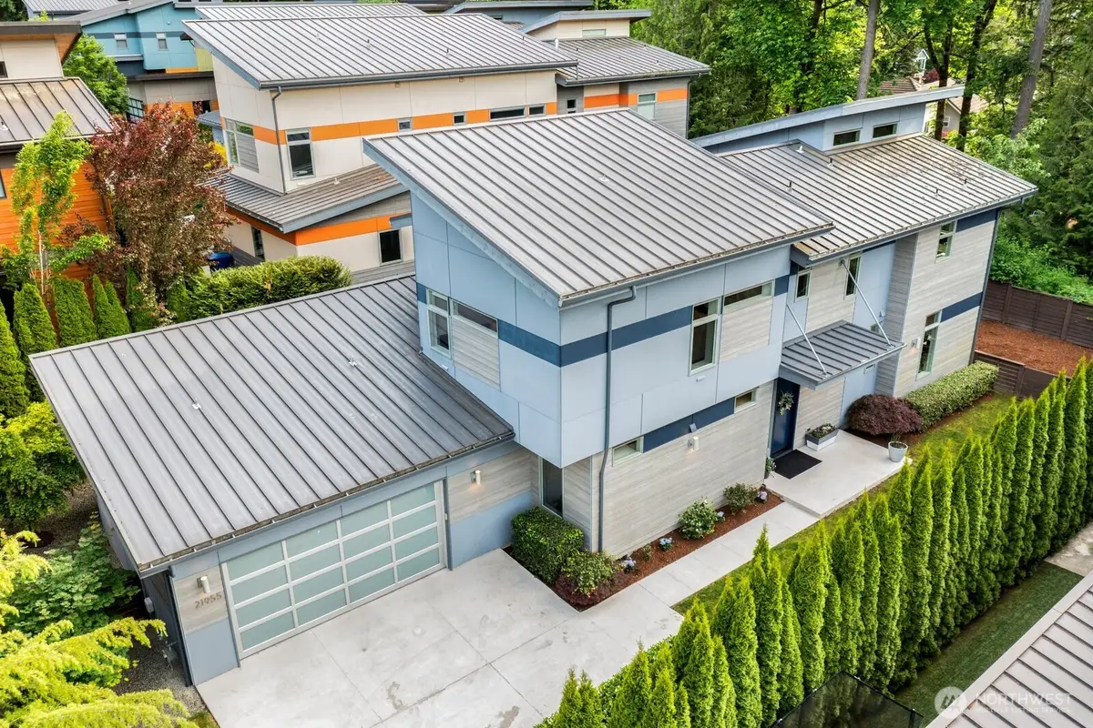 21955 SE 30th Place, Sammamish, WA 98075 - Image #1