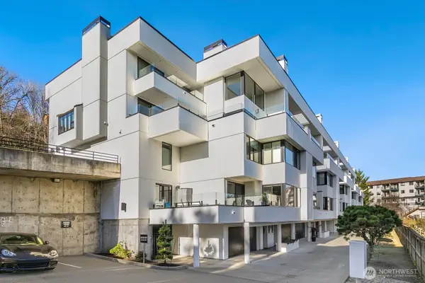 2410 Aurora Avenue N #106, Seattle, WA 98109