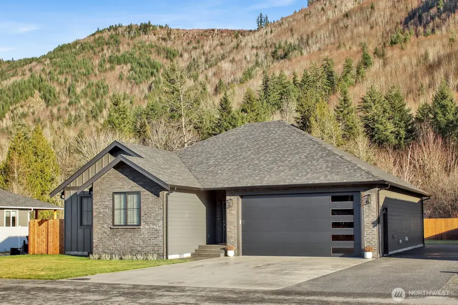 8228 Gold Run Drive, Maple Falls, WA 98266 - Image #2