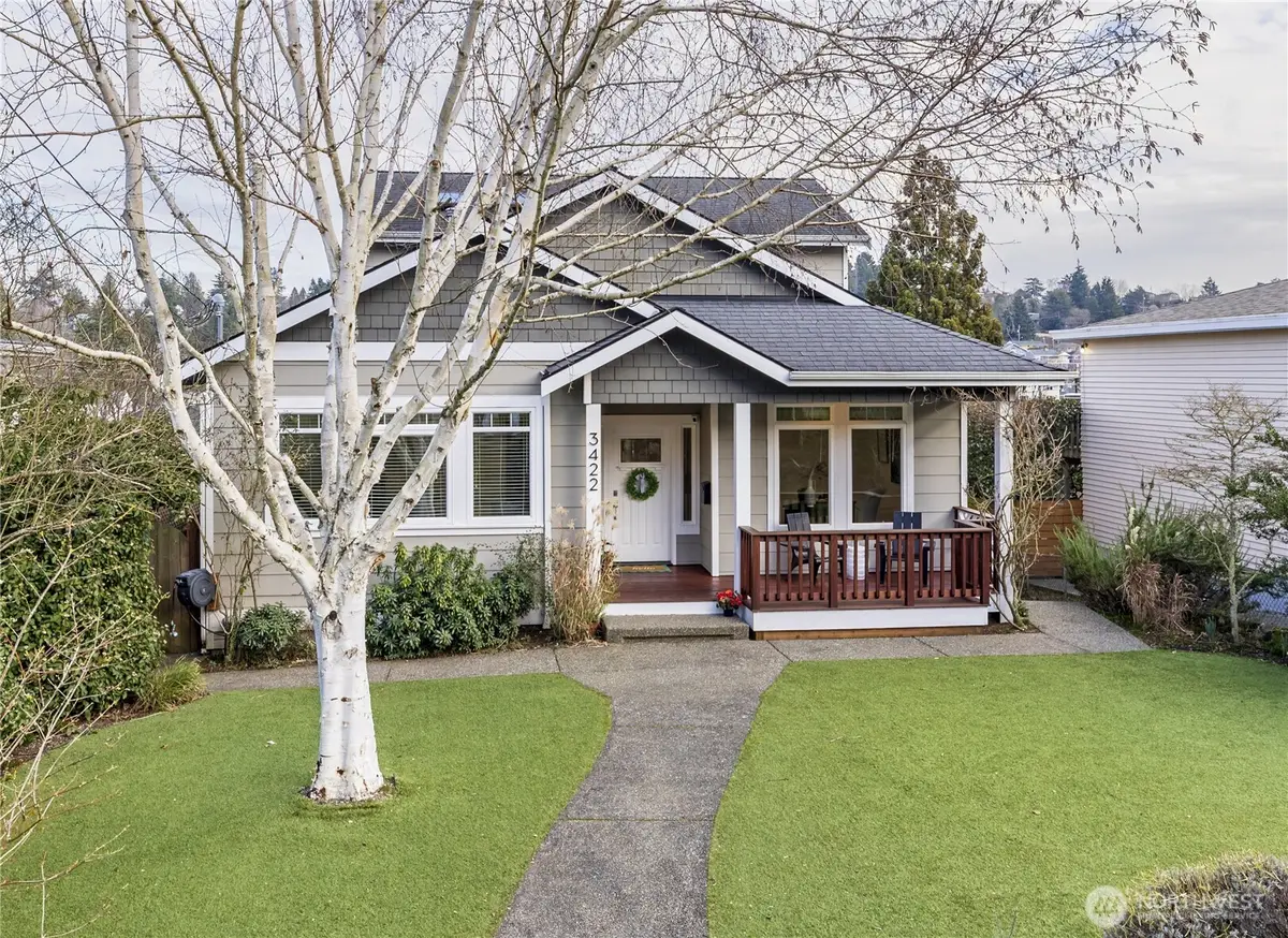3422 35th Avenue W, Seattle, WA 98199 - Image #1