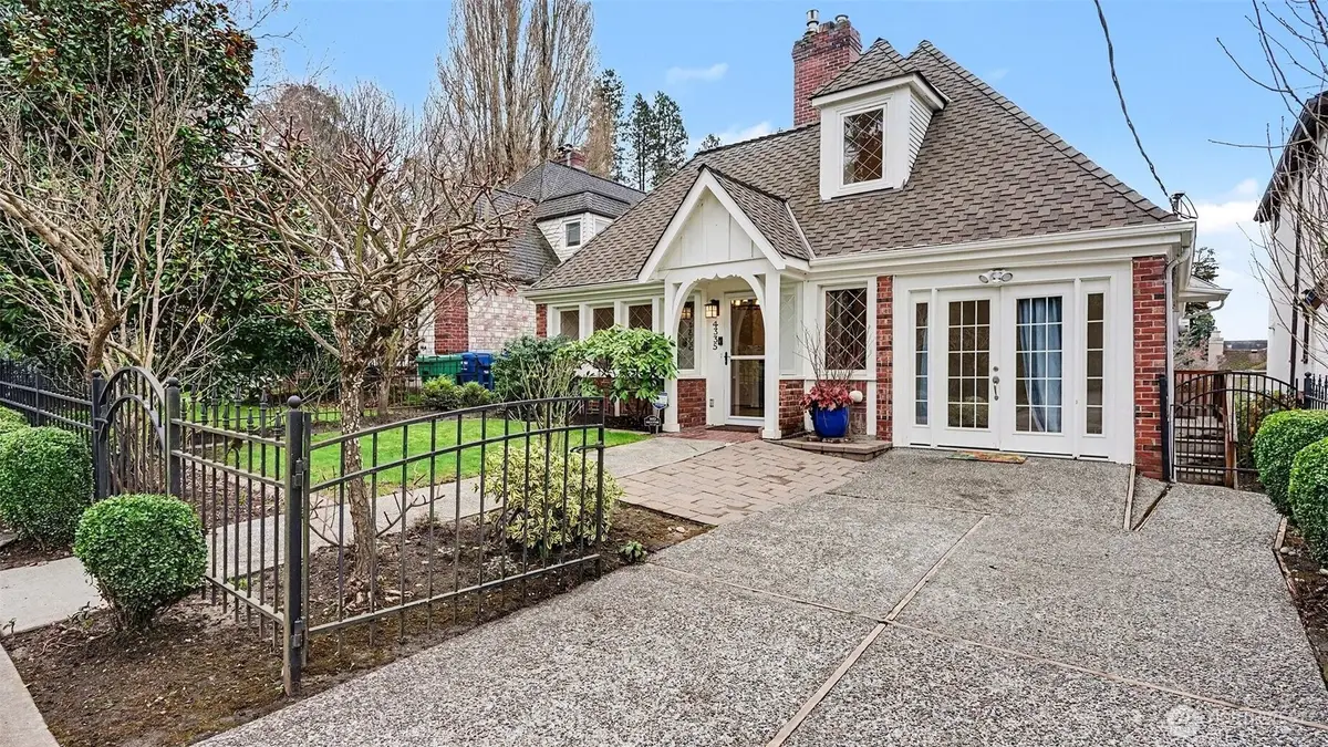 4335 NE 45th Street, Seattle, WA 98105 - Image #1