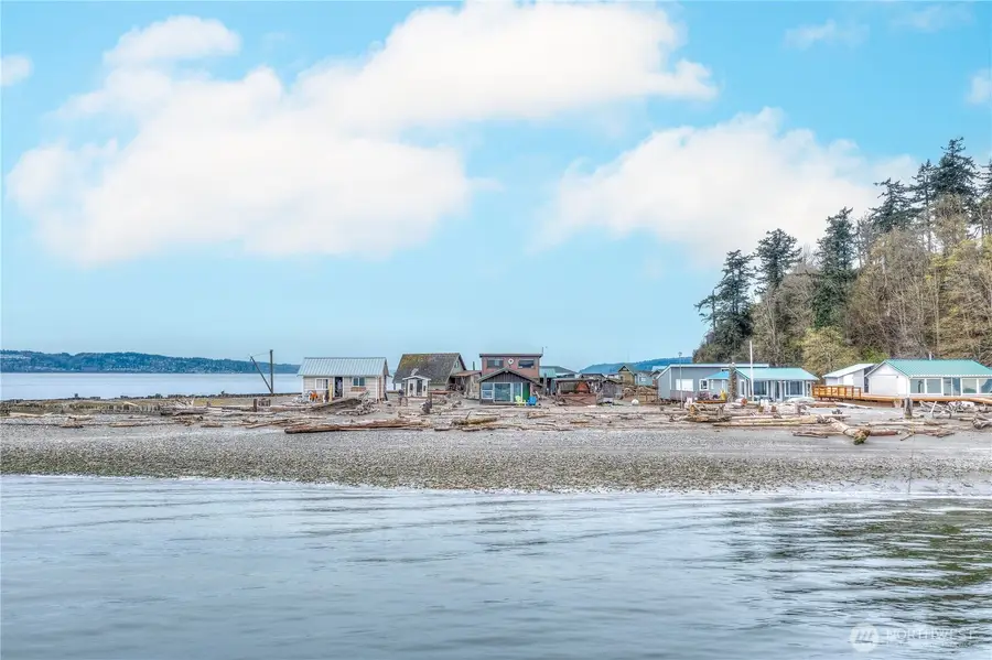 15 Snoqualmie Ave., Hat Island, WA 98206 - #3
