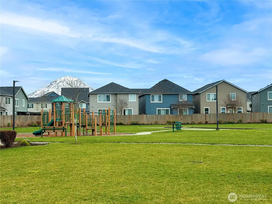 11002 Emmons Court E, Puyallup, WA 98374 - Image #2