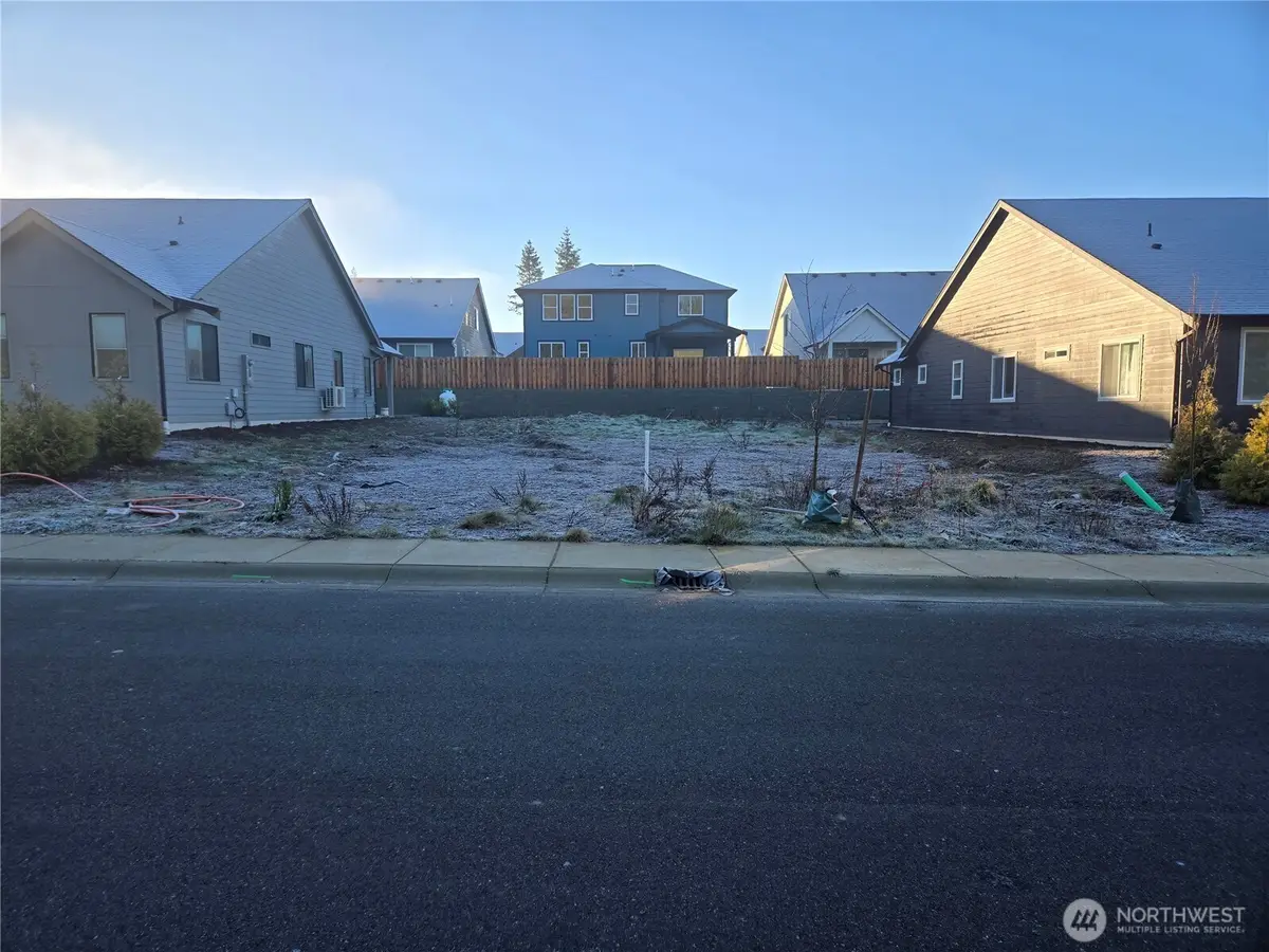 2833 Oleander Dr #38, Blaine, WA 98230 - Image #1