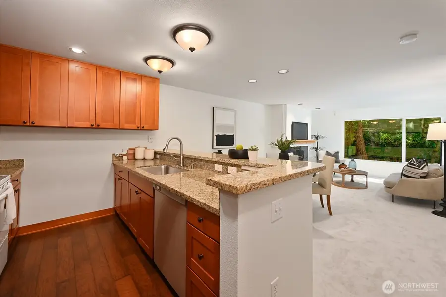 4309 34th Avenue W #101, Seattle, WA 98199 - Image #3