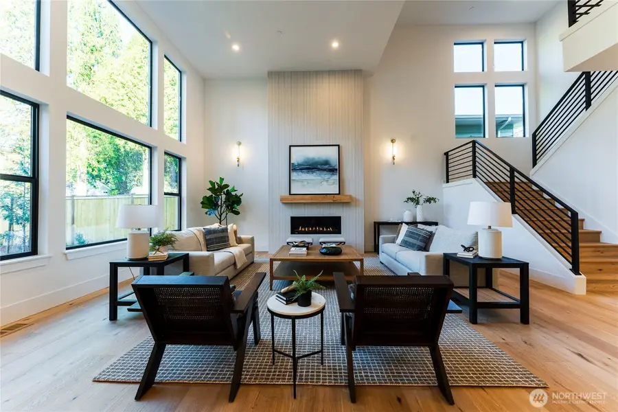 11419 109th Avenue Ne, Kirkland, WA 98033 - Image #2