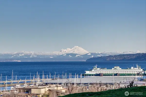 50 Pine Street #105, Edmonds, WA 98020