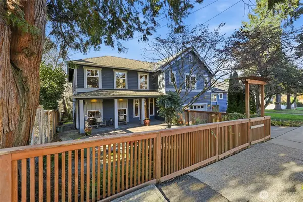 4107 20th Avenue Sw, Seattle, WA 98106