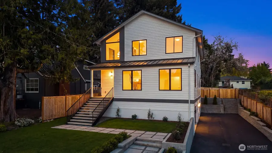 6214 40th Avenue Ne, Seattle, WA 98115 - #2