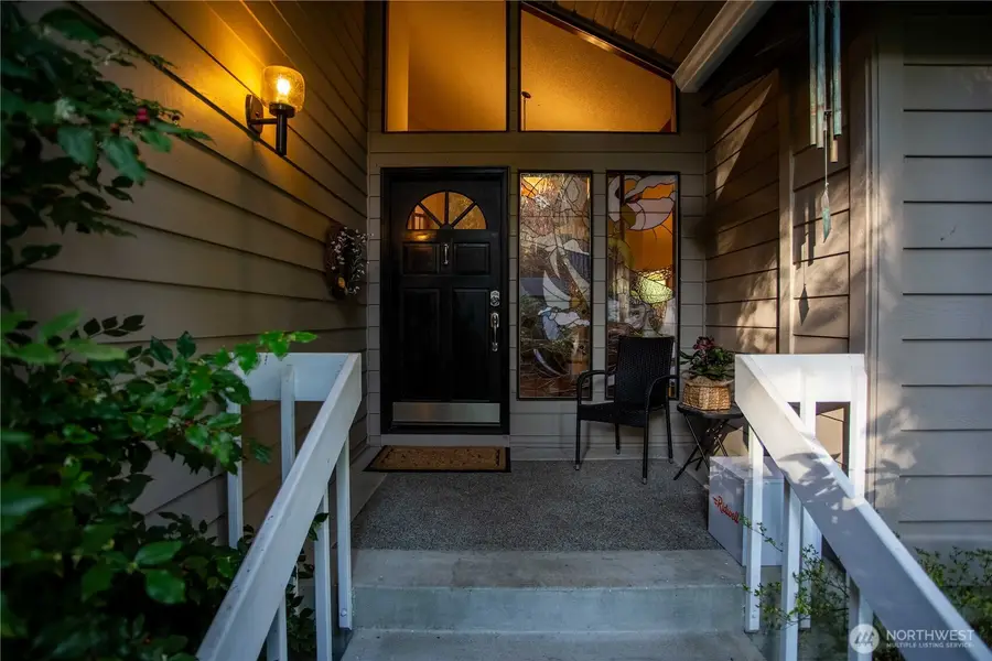 2715 39th Street, Gig Harbor, WA 98335 - Image #2