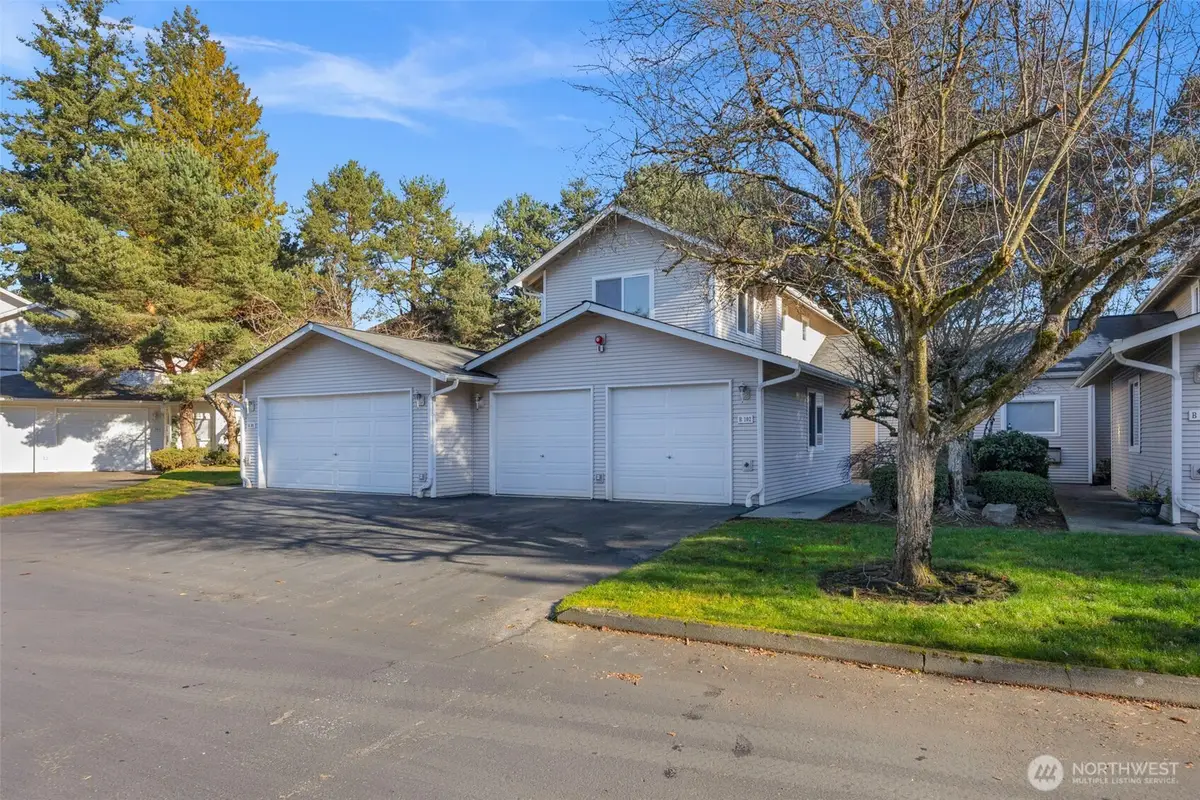 217 112th Street Sw #B102, Everett, WA 98204 - Image #1