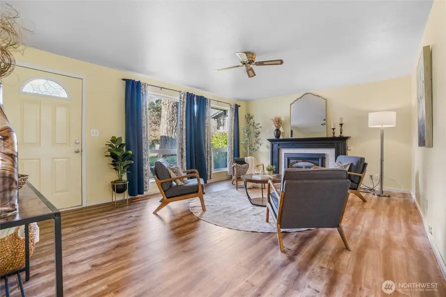 2415 Madrona Drive Se, Port Orchard, WA 98366 - Image #2