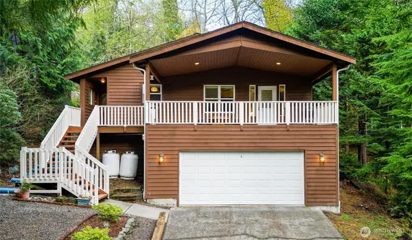 30 Lost Lake Lane, Bellingham, WA 98229