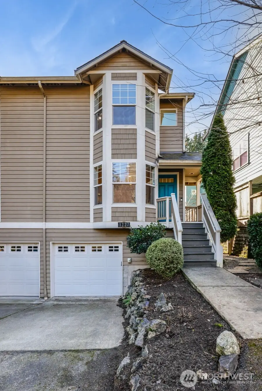 1227 NE 135th St, Seattle, WA 98125 - Image #3