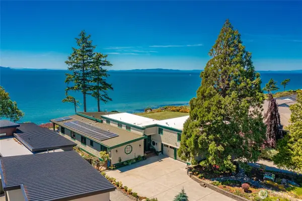 5727 Nakat Way, Blaine, WA 98230