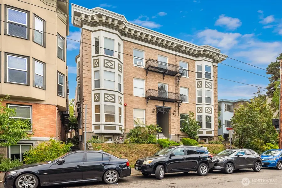 1726 15th Avenue #7, Seattle, WA 98122 - Image #2