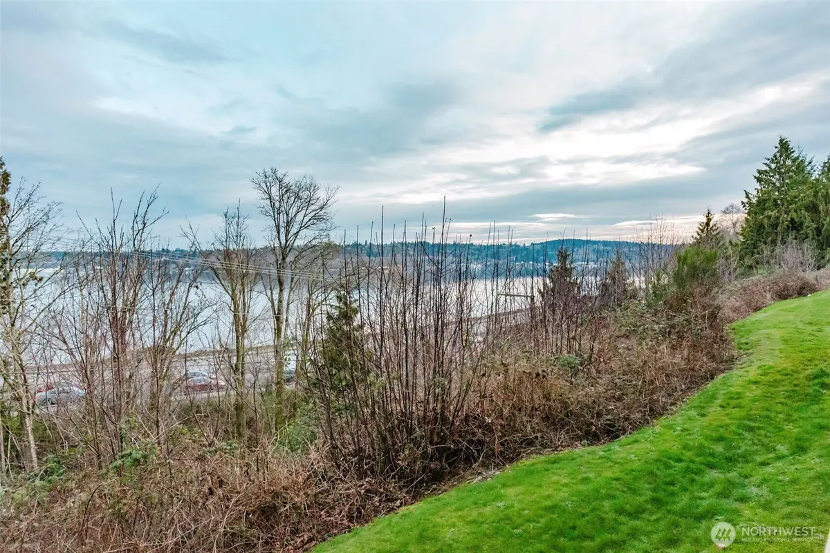 1700 W Sunn Fjord #L103, Bremerton, WA 98312 - Image #1