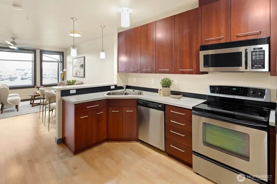 655 Crockett Street #A305, Seattle, WA 98109 - Image #2