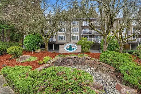 206 Mountain Park Boulevard Sw #D204, Issaquah, WA 98027