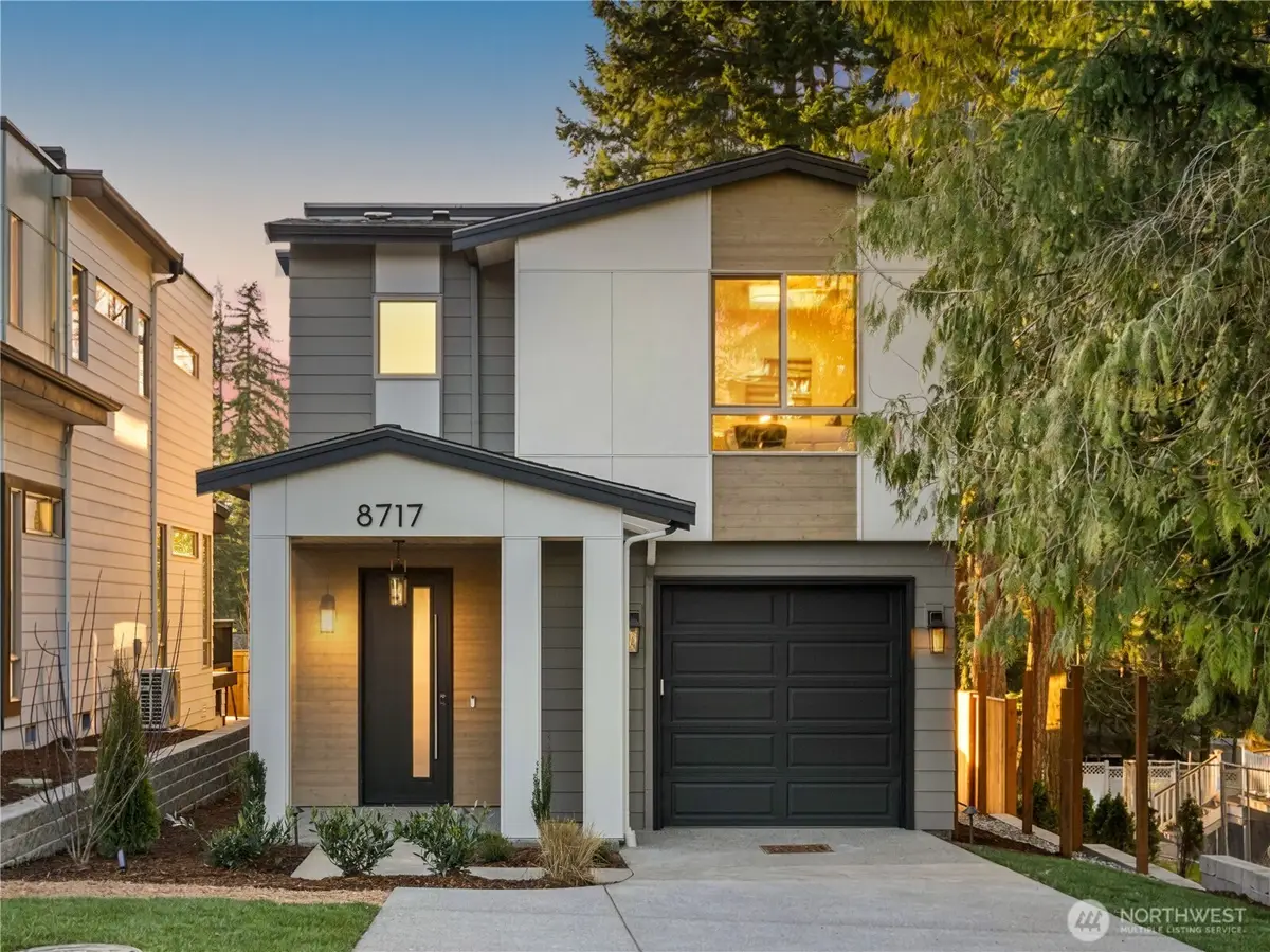 8717 126th Avenue Ne, Kirkland, WA 98033 - Image #1