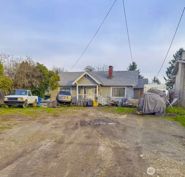 10808 Beacon Avenue S, Tukwila, WA 98178