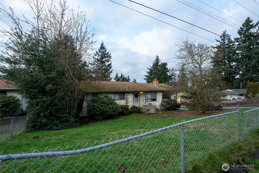 24717 S 35th Ave, Kent, WA 98032 - Image #2