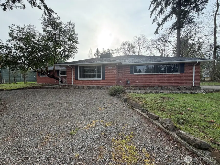 6716 Mt Tacoma Drive Sw, Lakewood, WA 98499 - Image #2