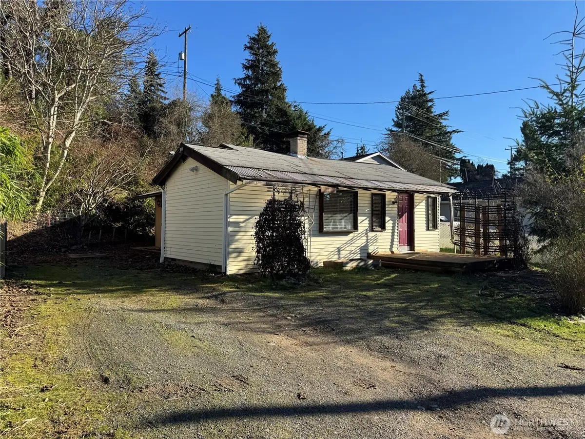 18411 12th Avenue Ne, Shoreline, WA 98155 - Image #1