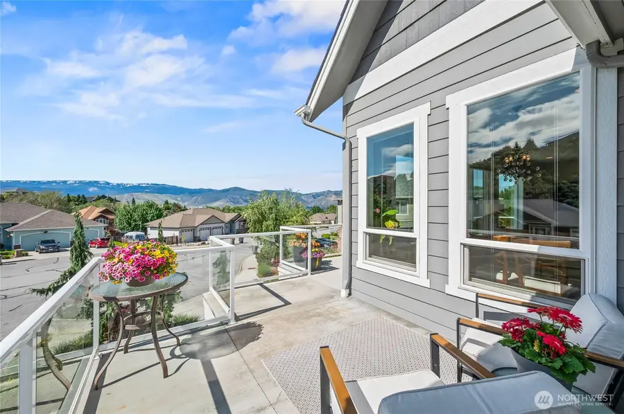 719 19th Street Ne, East Wenatchee, WA 98802 - Image #2