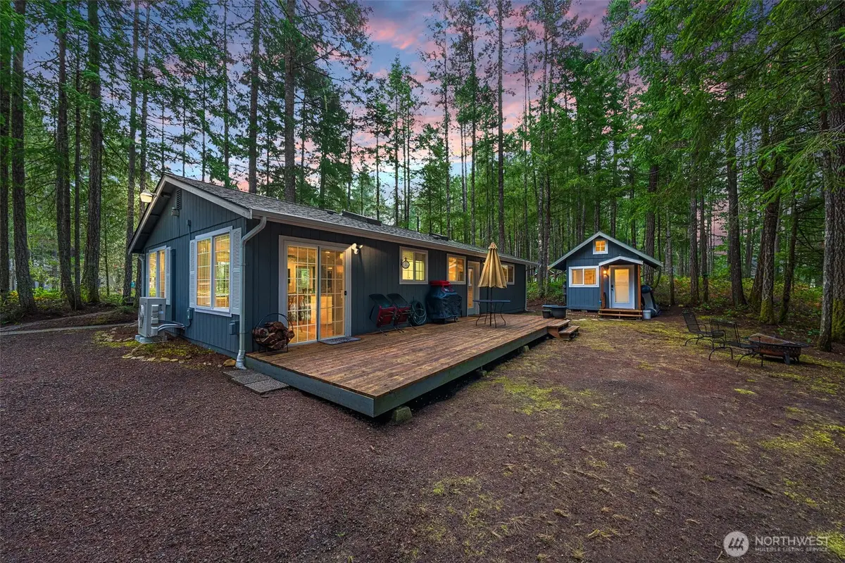 121 N Chinook Drive N, Hoodsport, WA 98548 - Image #1