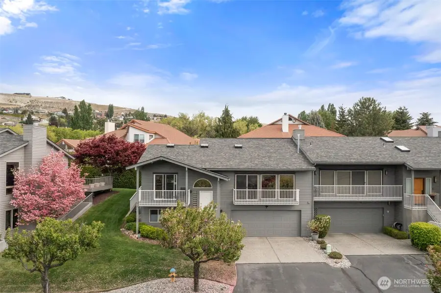 351 19th Street Ne #10, East Wenatchee, WA 98802 - Image #2