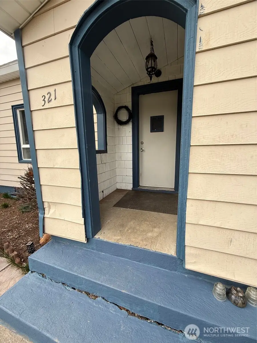 321 E Oak Street, Walla Walla, WA 99362 - #2