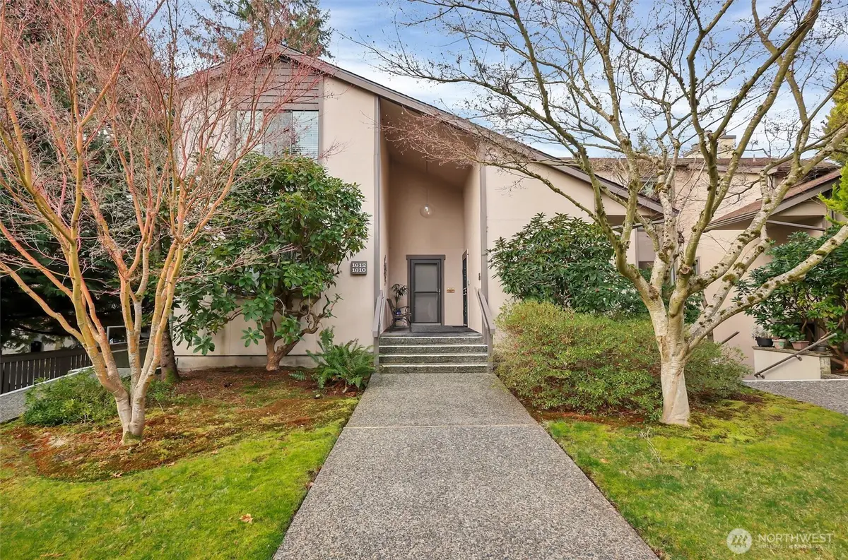 1610 NE 140th Street #N3, Seattle, WA 98125 - Image #1
