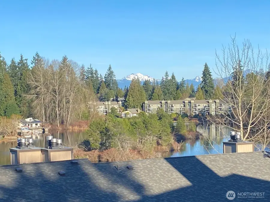 323 75th Street Se #B10, Everett, WA 98203 - Image #2