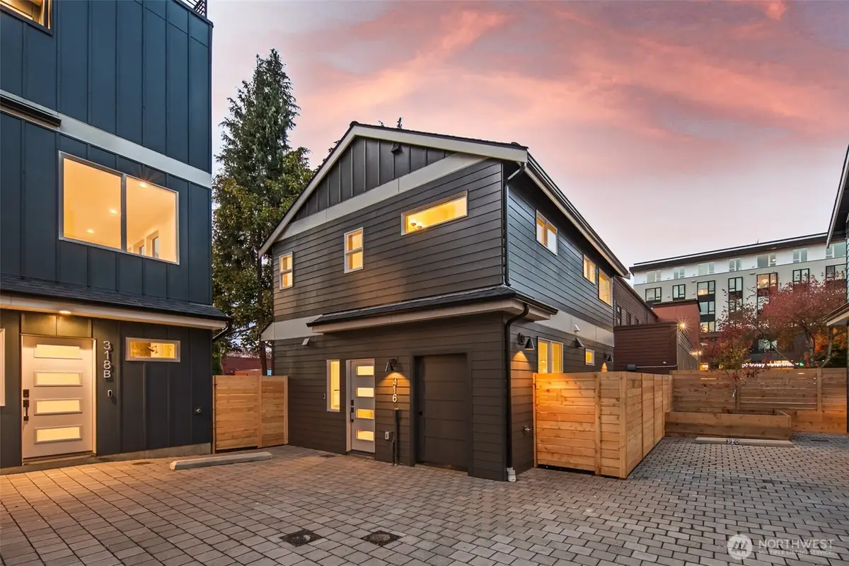 316 N 84th Street, Seattle, WA 98103 - Image #1