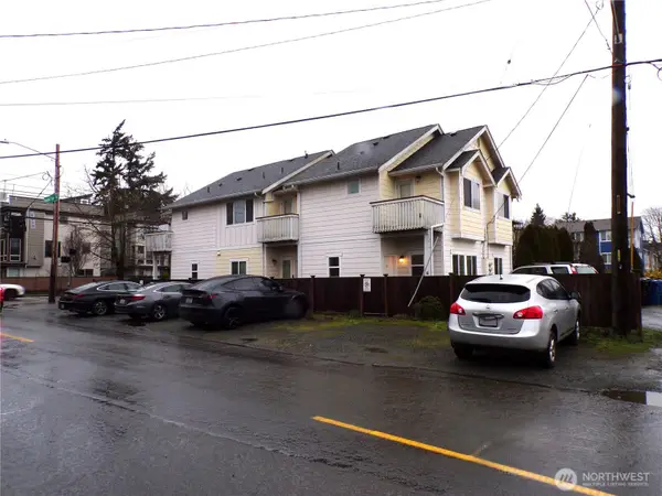 501 N 105th Street #A,B&C, Seattle, WA 98133