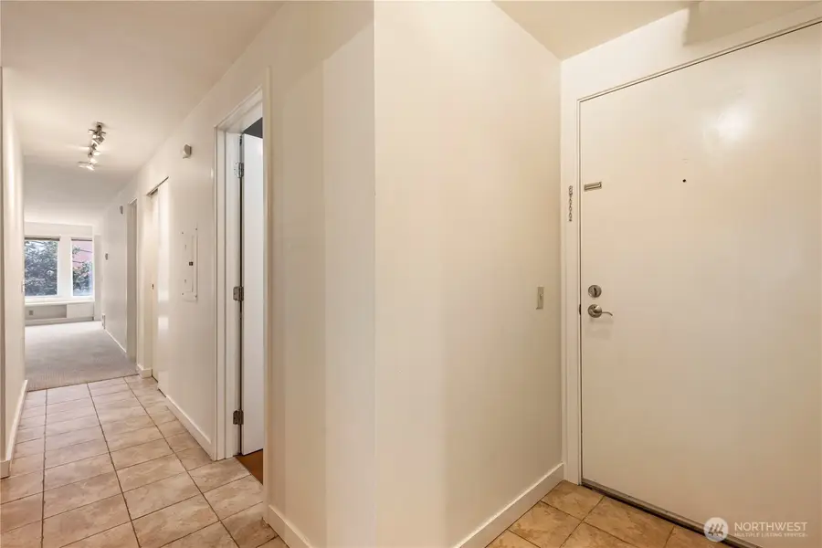 1700 Bellevue Avenue #301, Seattle, WA 98122 - Image #3