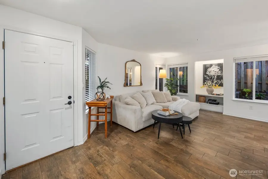 6945 NE 170th Street, Kenmore, WA 98028 - Image #3