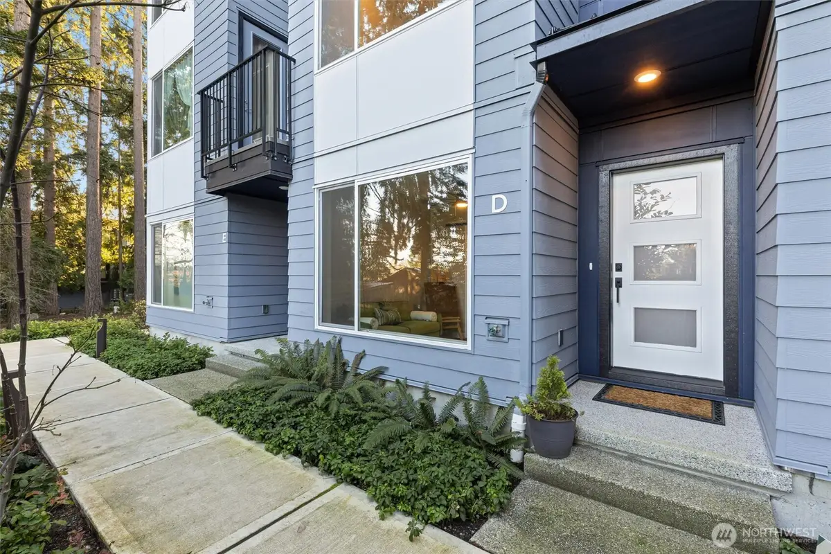 2126 N 147th Street #D, Shoreline, WA 98133 - Image #1