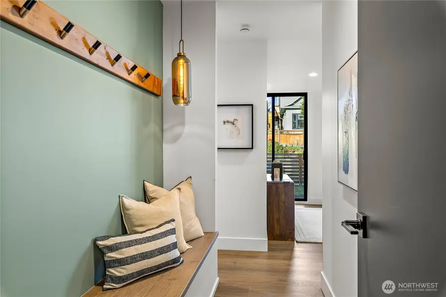 721 N 80th Street, Seattle, WA 98103 - Image #3