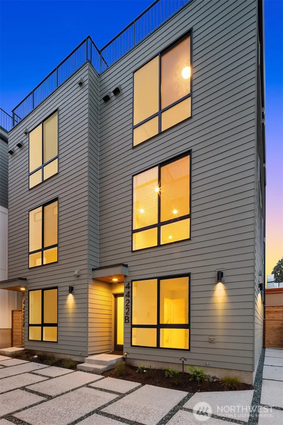 4418 1st Avenue Ne #A, Seattle, WA 98105 - Image #1