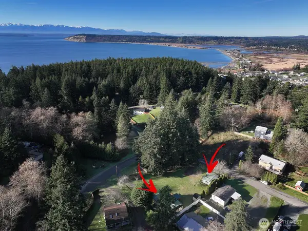 2857 Longhouse Lane, Clinton, WA 98236