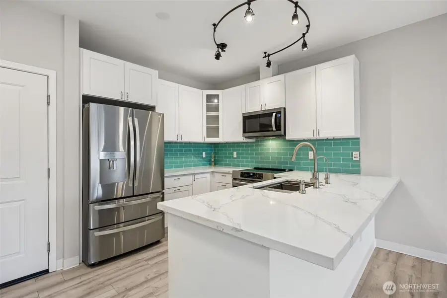 1736 10th Avenue Ne #C208, Issaquah, WA 98029 - Image #2