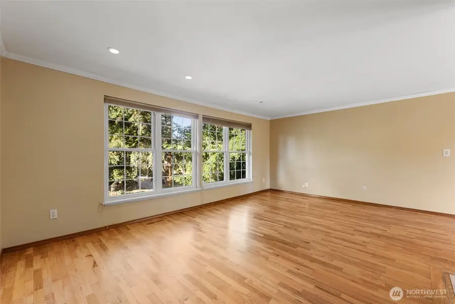 20310 5th Avenue Nw, Shoreline, WA 98177 - Image #3