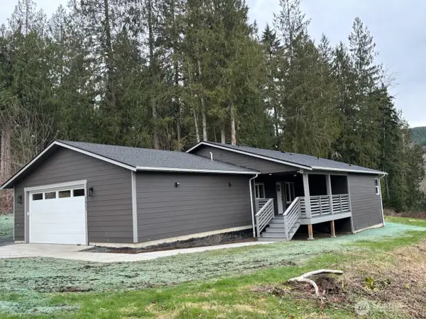 7412 284th Street Ne, Arlington, WA 98223