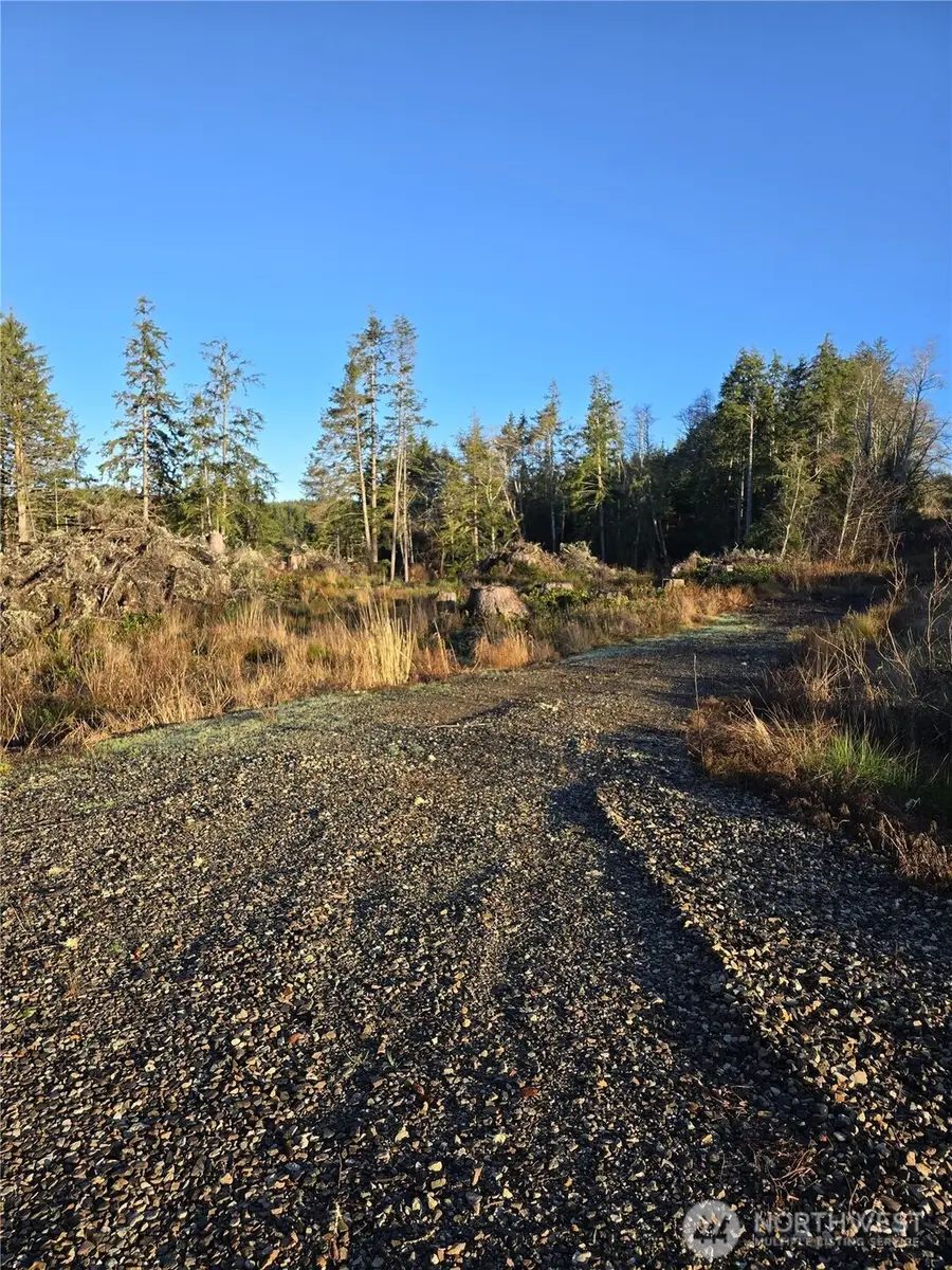 2753 State Route 101, Ilwaco, WA 98624 - Image #3