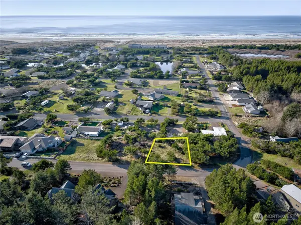 35513 J Place #46, 44, Ocean Park, WA 98640