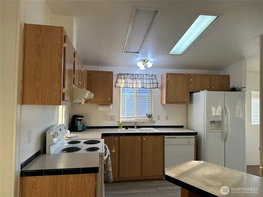 571 Morning View Circle, East Wenatchee, WA 98802 - Image #2