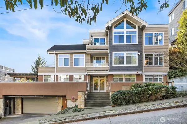 611 Highland Drive #101, Seattle, WA 98109